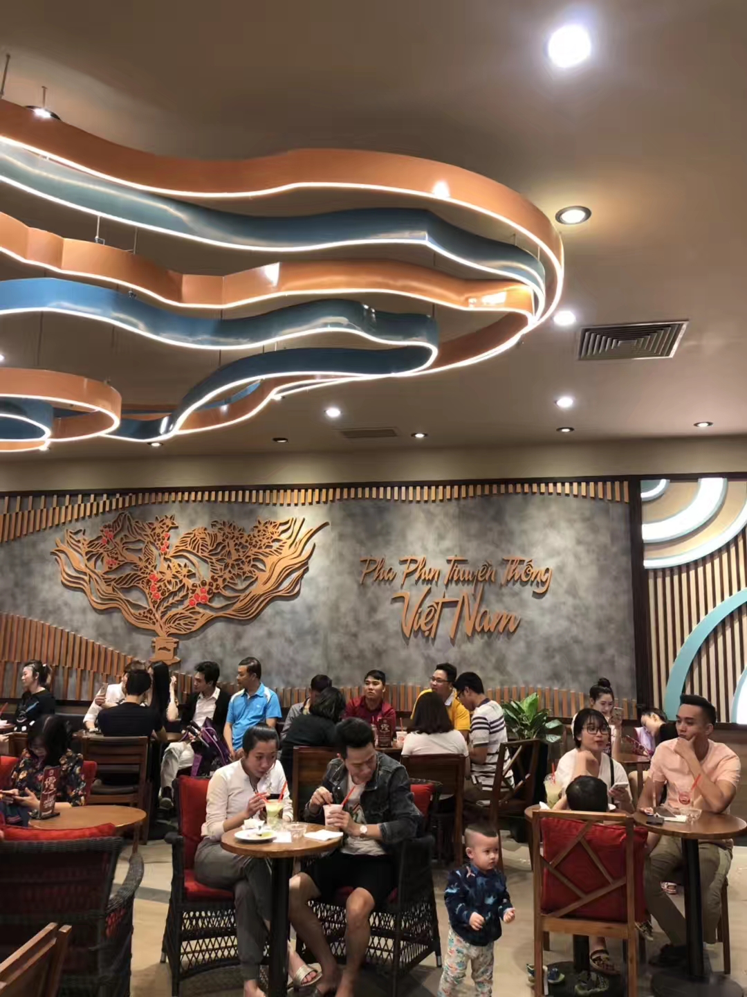 高高兴兴喝个夜咖啡，回家睡觉觉